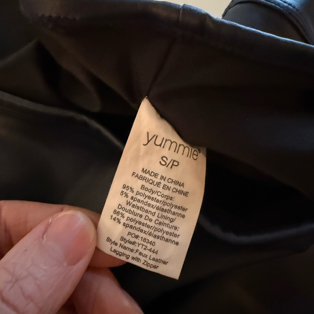 Yummie Faux Leather Navy Leggings - Picture 5 of 5